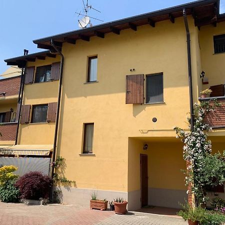 Colline Di Barengo Apartment Momo Exterior foto