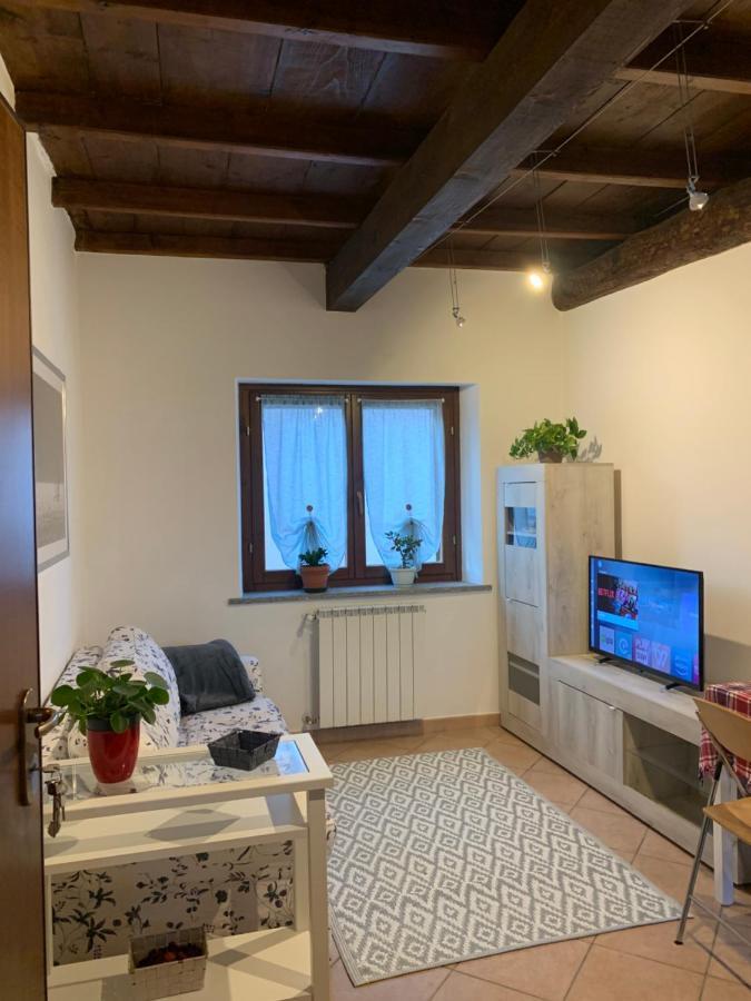 Colline Di Barengo Apartment Momo Exterior foto